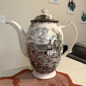 Elegant Ceramic Teapot with Scenic Design The Friendly Village